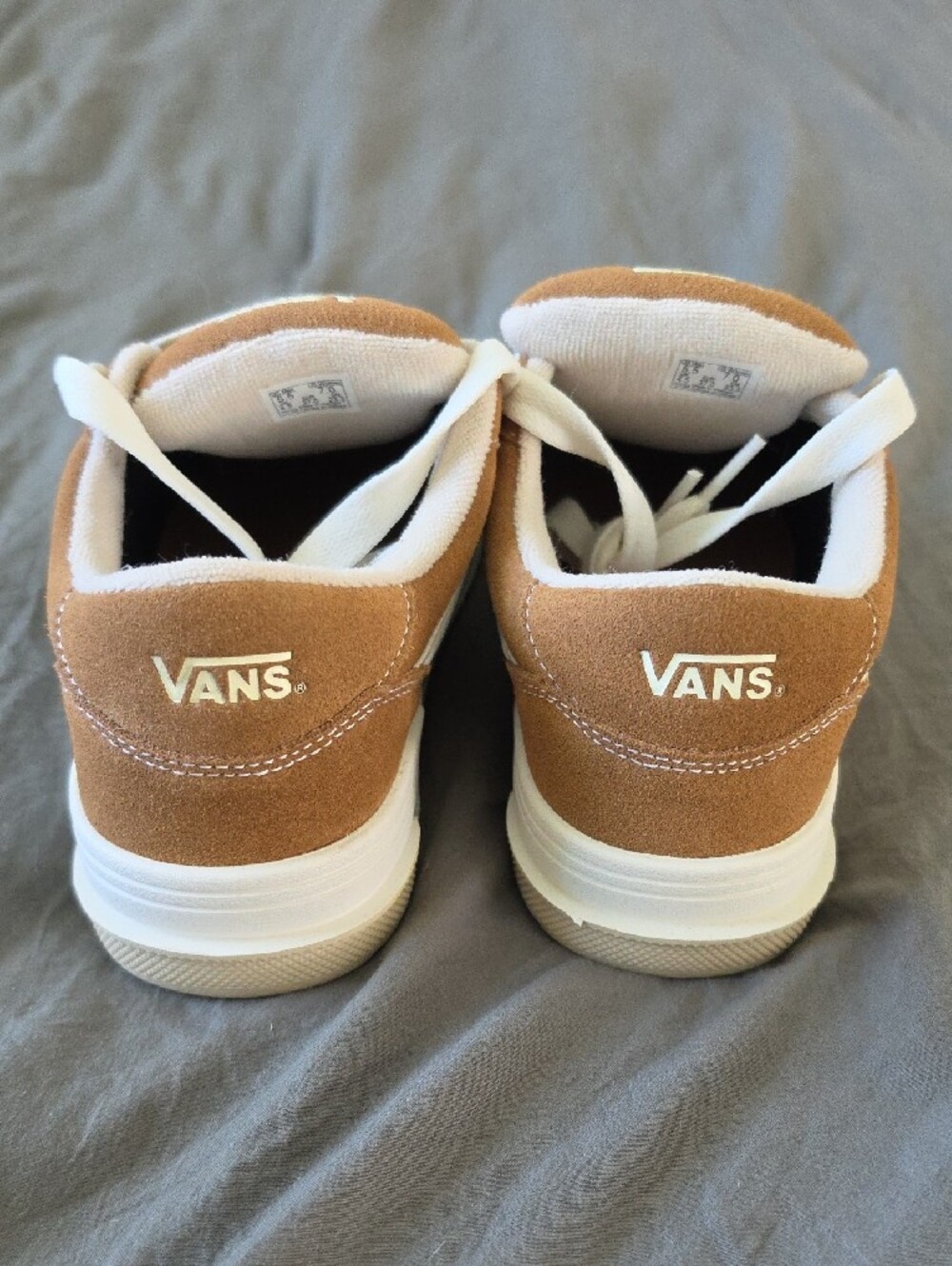 Vans Tan Suede Low-Top Sneakers - Picture 4 of 5